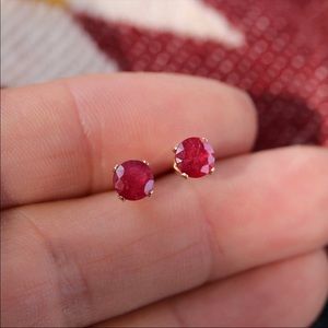 14k Gold Filled 5mm Round Natural Ruby Stud
Earrings Gift Boxed
